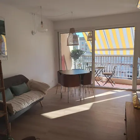 Διαμέρισμα Le 51 *